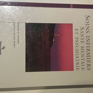 Soins Infirmiers Santé Mentale et Psychiatrie Book